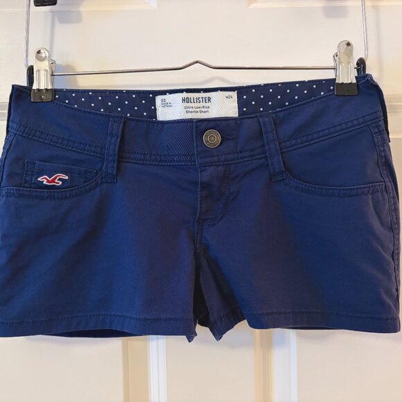 Hollister - Ultra Low-Rise Twill Shortie Shorts (00, w24) - Picture 3 of 5